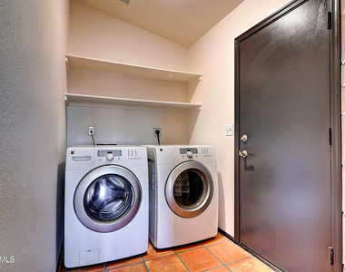 14004 N Sussex Place - Photo Thumbnail 26