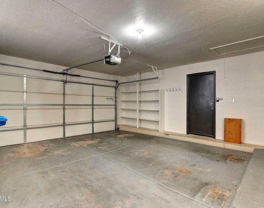 14004 N Sussex Place - Photo Thumbnail 27