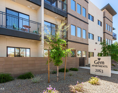 2063 E Lemon Street - Photo Thumbnail 3