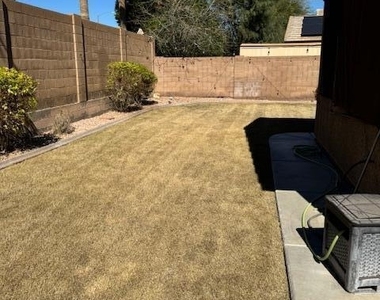 3130 N 126th Drive - Photo Thumbnail 3
