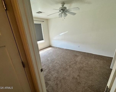 3130 N 126th Drive - Photo Thumbnail 18