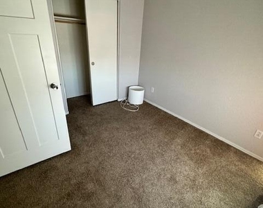 3130 N 126th Drive - Photo Thumbnail 24