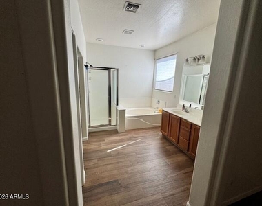 3130 N 126th Drive - Photo Thumbnail 12