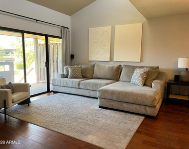 5998 N 78th Street - Photo Thumbnail 1