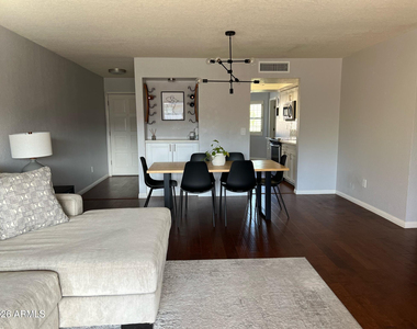 5998 N 78th Street - Photo Thumbnail 5