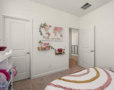 35032 N Barrel Road - Photo Thumbnail 31