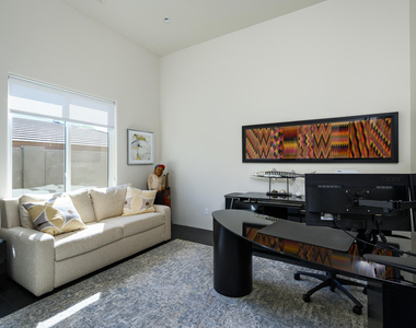 7953 E Thunderhawk Road - Photo Thumbnail 26
