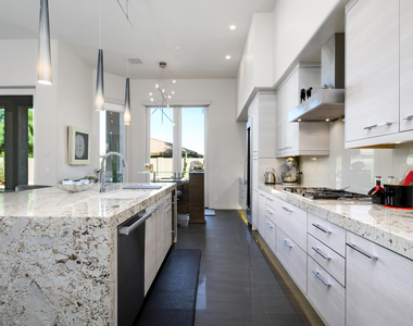7953 E Thunderhawk Road - Photo Thumbnail 8