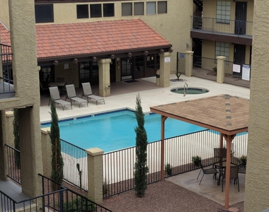 461 W Holmes Avenue - Photo Thumbnail 12