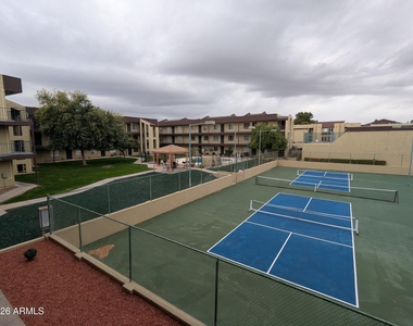 461 W Holmes Avenue - Photo Thumbnail 10