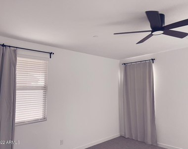 31962 N 125th Avenue - Photo Thumbnail 16
