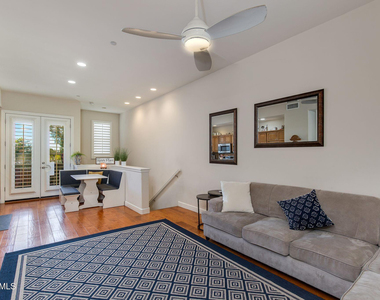 623 S Roosevelt Street - Photo Thumbnail 2