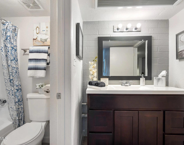 1601 W Camelback Road - Photo Thumbnail 9