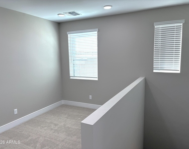 1009 E Pasadena Avenue - Photo Thumbnail 17