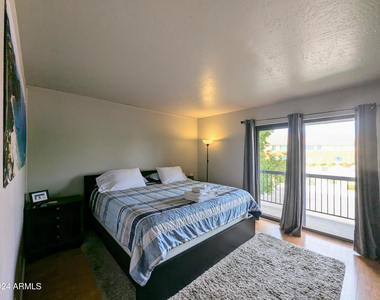 18239 N 40th Street - Photo Thumbnail 20