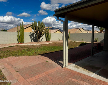 7570 W Jenan Drive - Photo Thumbnail 25