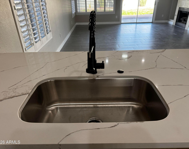 7570 W Jenan Drive - Photo Thumbnail 7