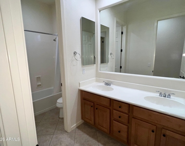14313 W Alvarado Drive - Photo Thumbnail 16