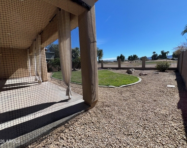 14313 W Alvarado Drive - Photo Thumbnail 19
