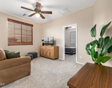3143 S Southwind Drive - Photo Thumbnail 17