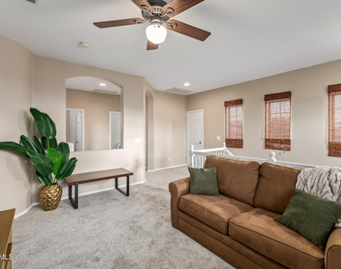 3143 S Southwind Drive - Photo Thumbnail 18
