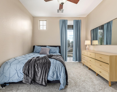 3143 S Southwind Drive - Photo Thumbnail 32