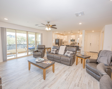 5100 E Rancho Paloma Drive - Photo Thumbnail 7