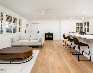 4112 N 6th Avenue Nw - Photo Thumbnail 6
