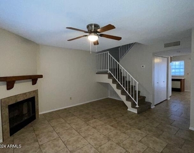 921 W University Drive - Photo Thumbnail 1