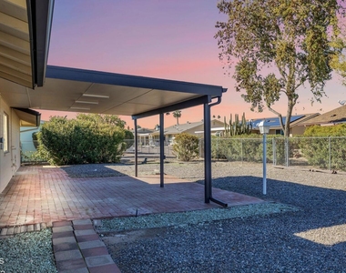 10602 W Cumberland Drive - Photo Thumbnail 23