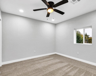 10602 W Cumberland Drive - Photo Thumbnail 21