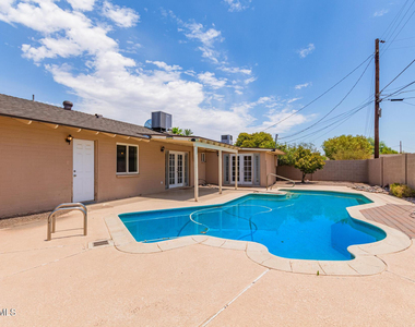 1881 E Palmcroft Drive - Photo Thumbnail 22