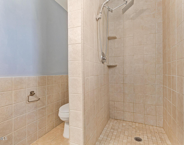 1881 E Palmcroft Drive - Photo Thumbnail 11