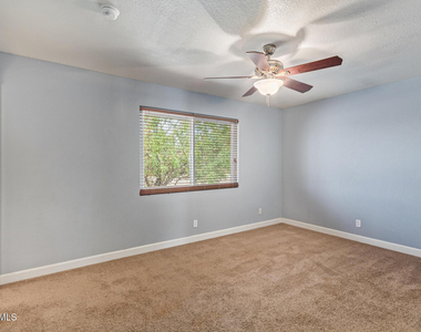1881 E Palmcroft Drive - Photo Thumbnail 7