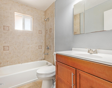1881 E Palmcroft Drive - Photo Thumbnail 18