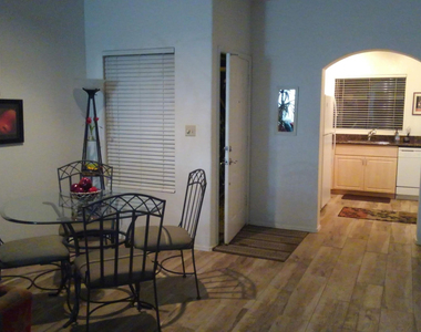 9600 N 96th Street - Photo Thumbnail 2