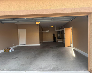 10743 W Desert Elm Lane - Photo Thumbnail 43