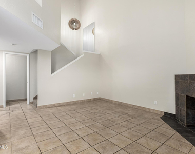 4328 N 36th Street - Photo Thumbnail 7