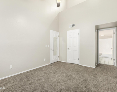 4328 N 36th Street - Photo Thumbnail 14