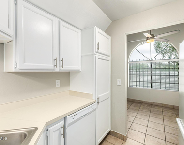 4328 N 36th Street - Photo Thumbnail 11