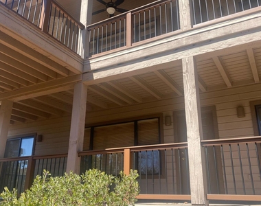 805 N Grapevine Circle - Photo Thumbnail 13