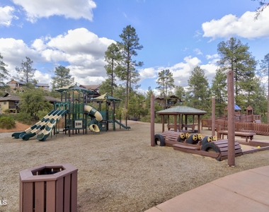 805 N Grapevine Circle - Photo Thumbnail 38