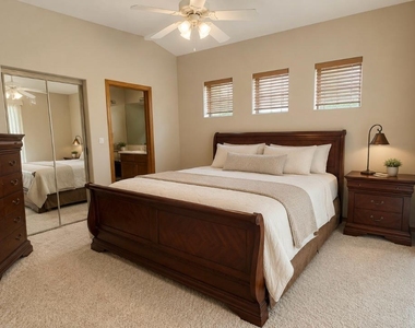 805 N Grapevine Circle - Photo Thumbnail 1