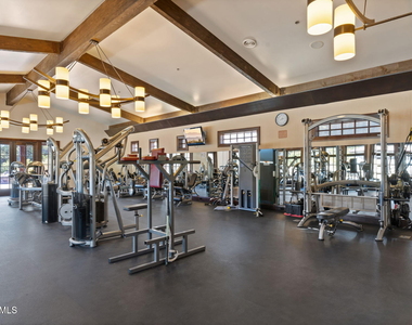 805 N Grapevine Circle - Photo Thumbnail 29