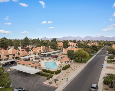 5704 E Aire Libre Avenue - Photo Thumbnail 74