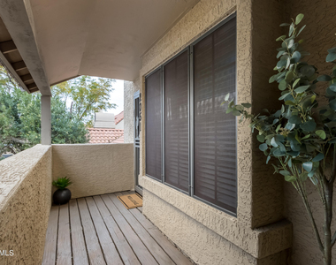 5704 E Aire Libre Avenue - Photo Thumbnail 53
