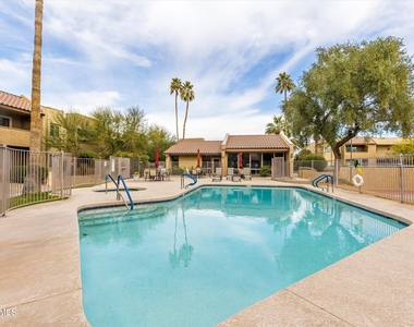 5877 N Granite Reef Road - Photo Thumbnail 25
