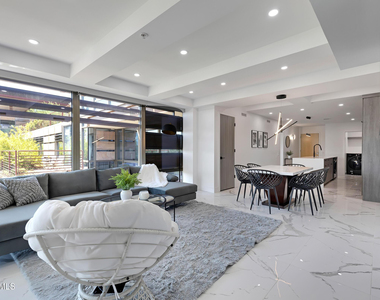 7157 E Rancho Vista Drive - Photo Thumbnail 10