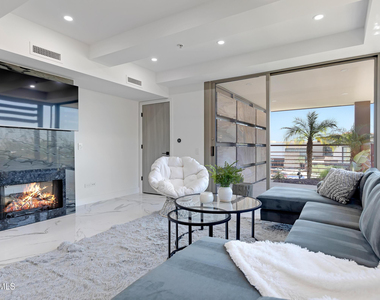 7157 E Rancho Vista Drive - Photo Thumbnail 7