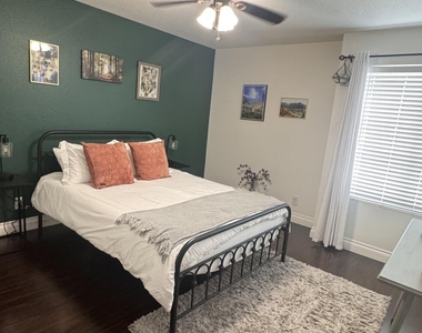 7350 N Via Paseo Del Sur -- - Photo Thumbnail 14